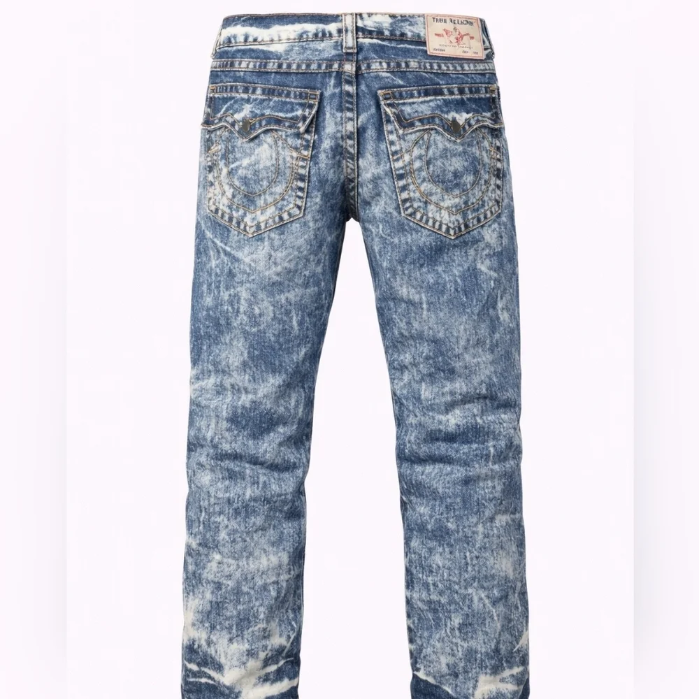 True Religion Geno relaxed slim-fit jeans in an acid wash finish